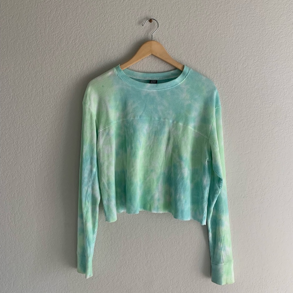 Tie-dye waffle knit slight crop top